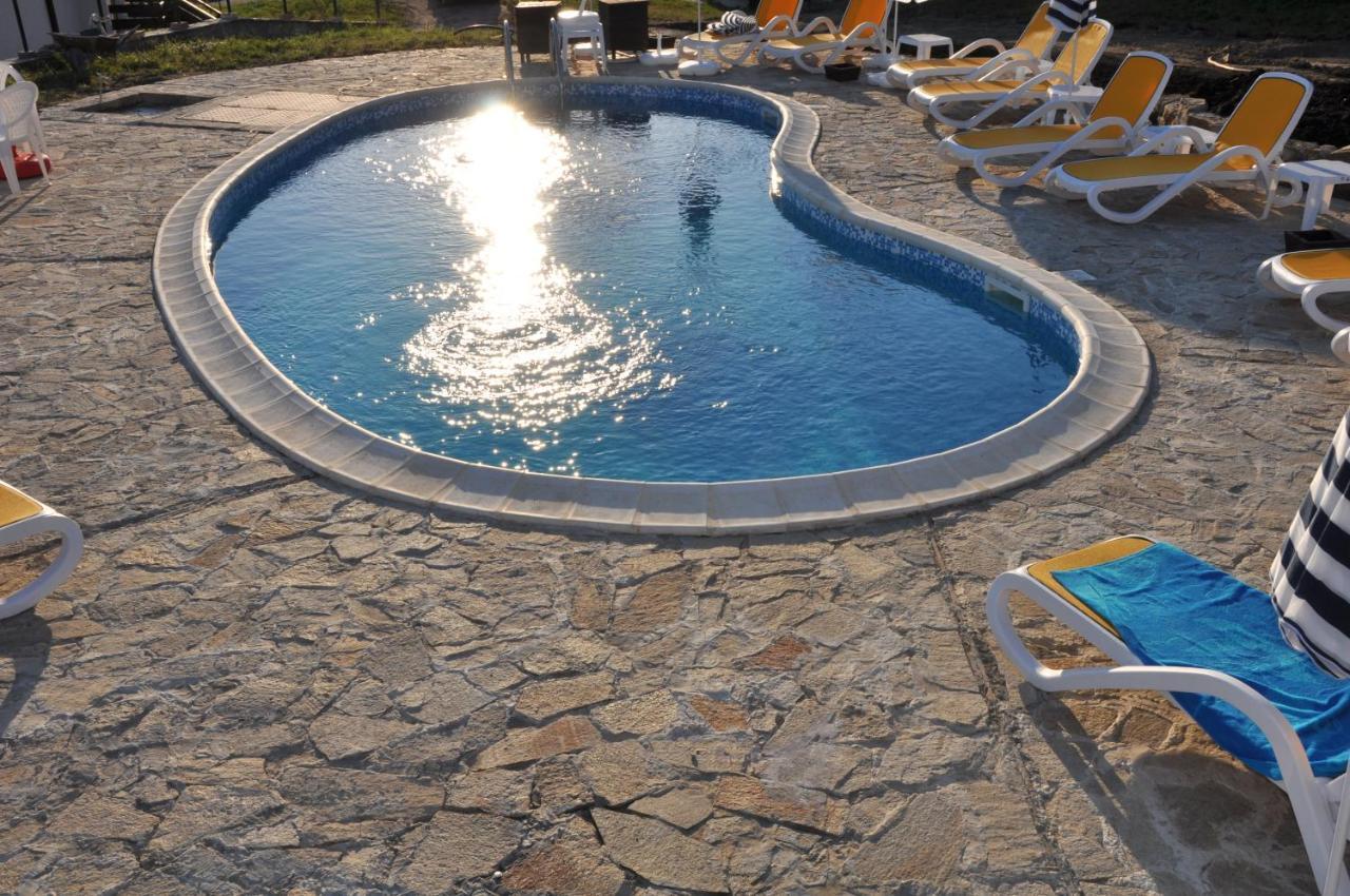 סאני ביץ' Villa On The Black Sea מראה חיצוני תמונה