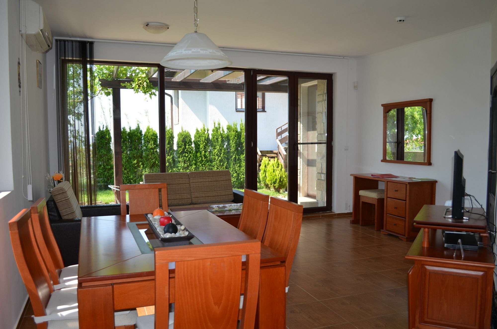 סאני ביץ' Villa On The Black Sea מראה חיצוני תמונה